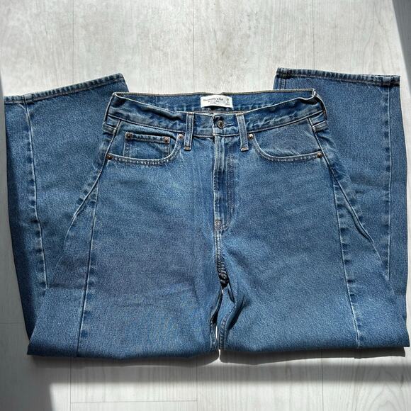 Abercrombie & Fitch Curve Love Barrel Jeans Medium Wash Denim Size 26 Mid Rise - Picture 6 of 10